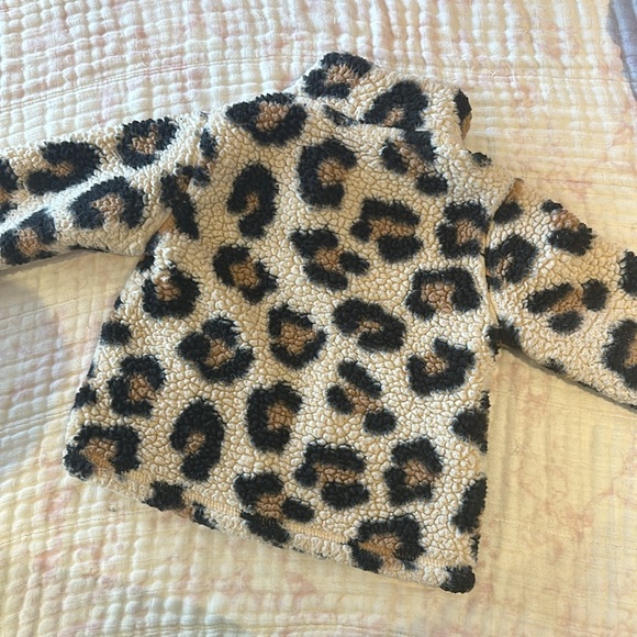 Animal Print Zip up - Picture 3 of 3